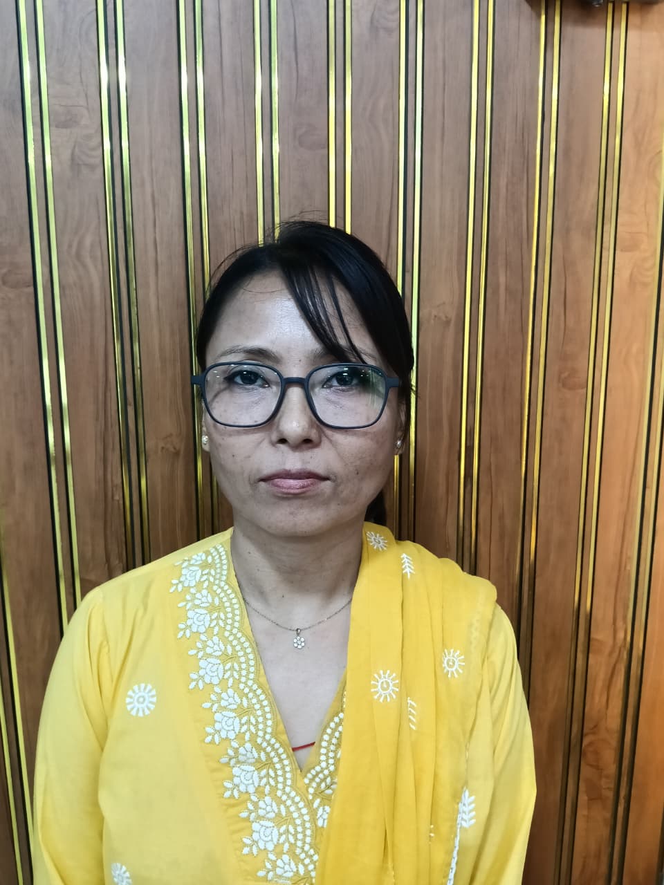 Smt. DICKEY SHERPA